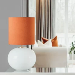 SENJA BORDLAMPE HVIT M. MESSING ARMATUR, BLÅGRØNN 30*30 SKJERM